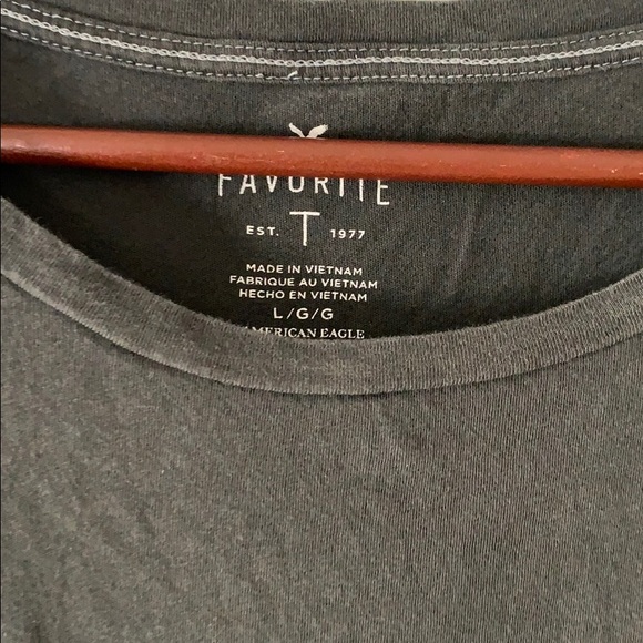 AEO gray Favorite T - Picture 2 of 3